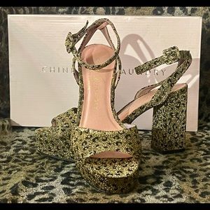 Chinese Laundry Leopard Print Platform Sandals